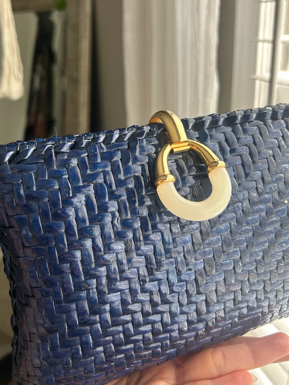 Vintage WALBORG Navy Blue Woven Bag Gold Chain Lucite Ring Clasp